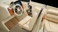 Chris Craft Launch 28 GT Cockpit_2023__2023_STEERING_WHEEL_AND_UPHOLSTRY